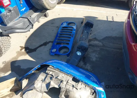 2016 Jeep Wrangler Unlimited Backcountry z USA, uszkodzony, nr VIN 1C4HJWEG3GL192029